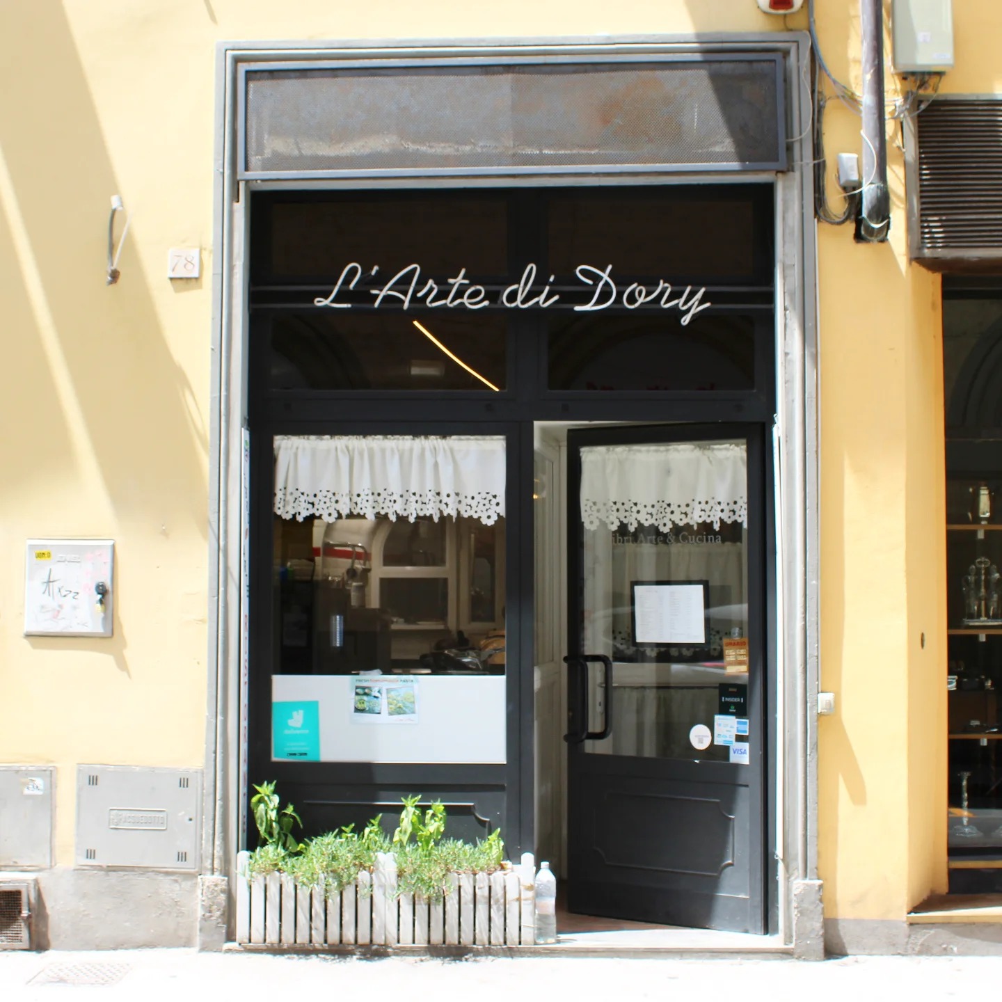Ingresso di L'Arte di Dory in Via dei Serragli
